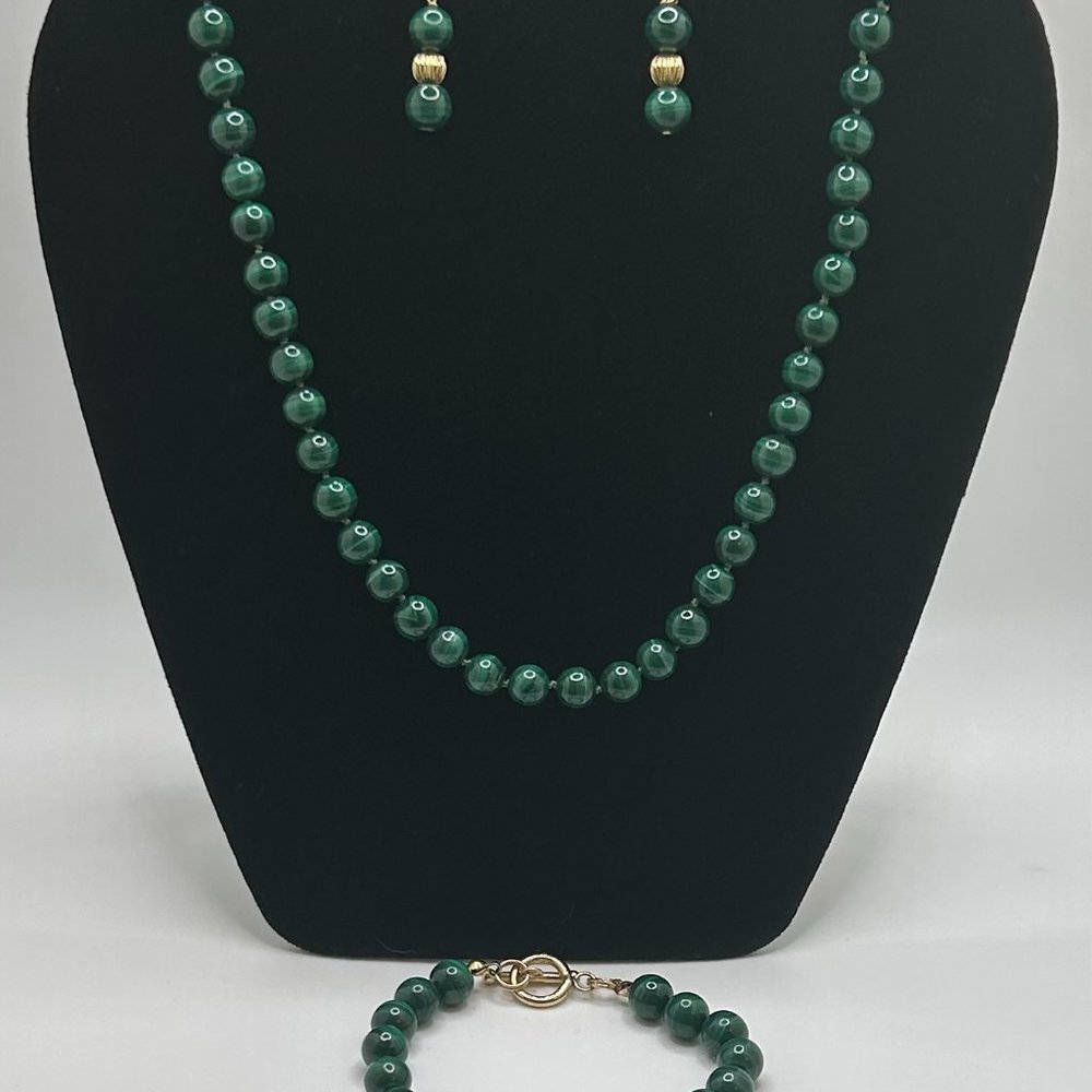 Necklace Bracelet earrings